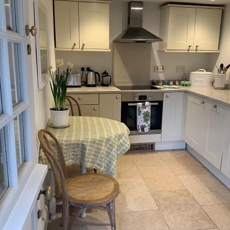 Masons Cottage, An Idyllic Retreat In An Area Of Outstanding Beauty, Close To Blenheim Palace, Oxford & The Cotswolds Stonesfield Buitenkant foto